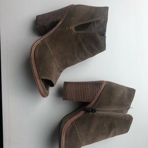 Vince Camuto booties